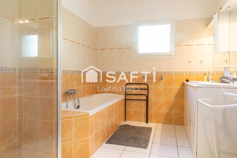 Maison - 140 m² - 5 pièces