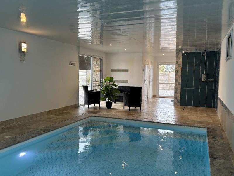 Corps de ferme - 360 m² - 15 pièces