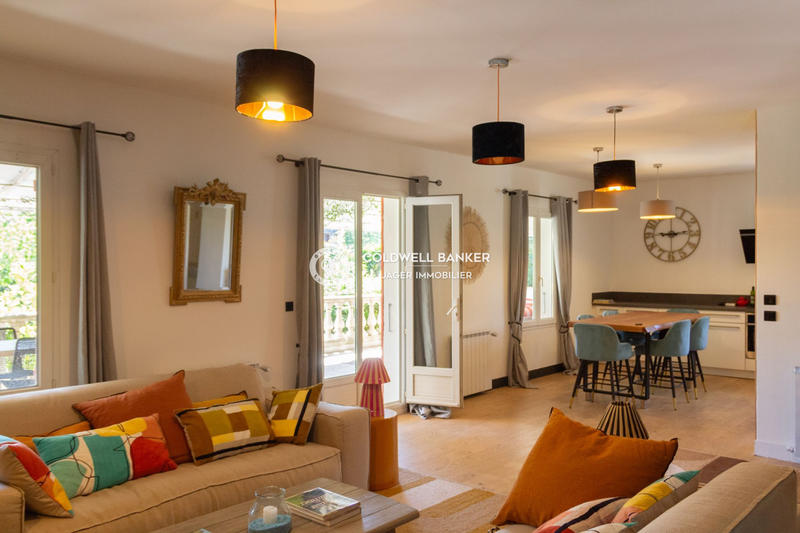 Villa - 200 m² - 6 pièces