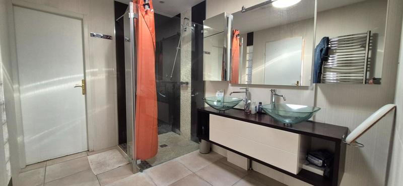 Maison - 173 m² - 6 pièces