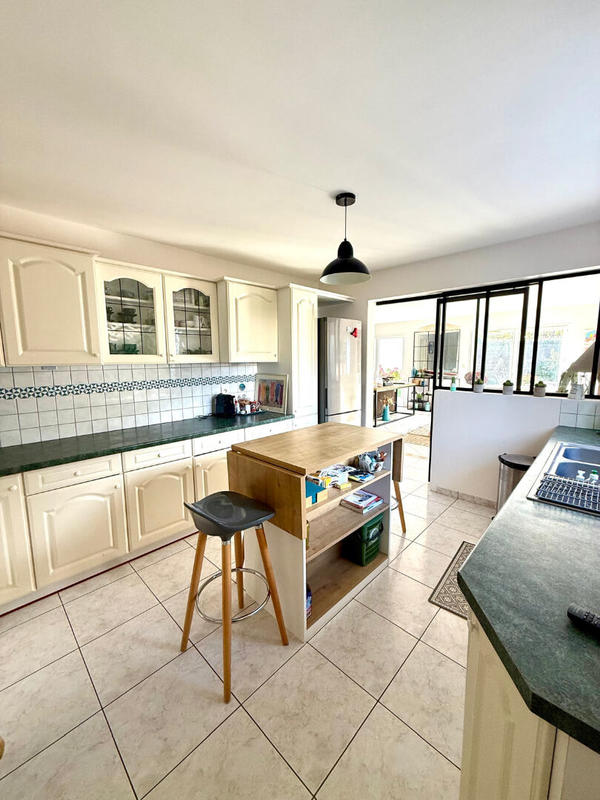 Maison - 158 m² - 6 pièces