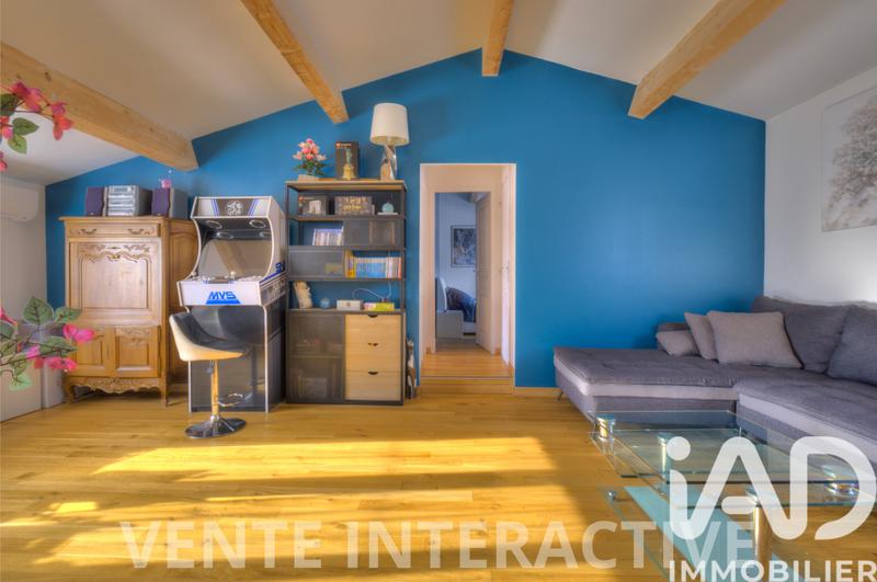 Maison - 224 m² - 9 pièces