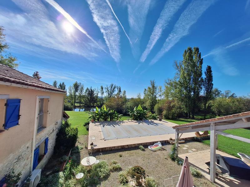 Maison ancienne - 516 m² - 12 pièces