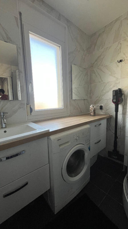 Appartement - 64 m² - 4 pièces