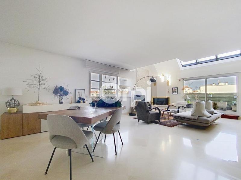 Duplex - 142 m² - 4 pièces