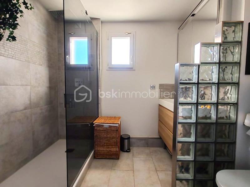 Maison - 114 m² - 6 pièces