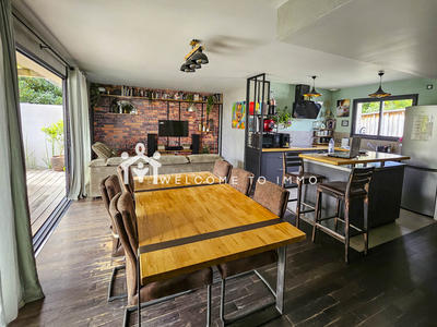 Maison - 110 m² - 4 pièces