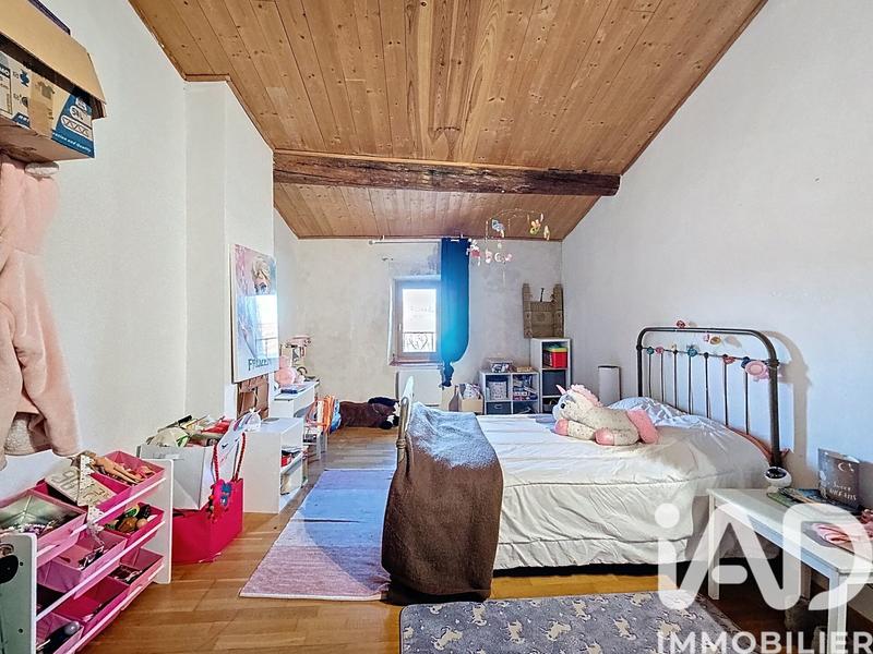 Maison - 161 m² - 5 pièces