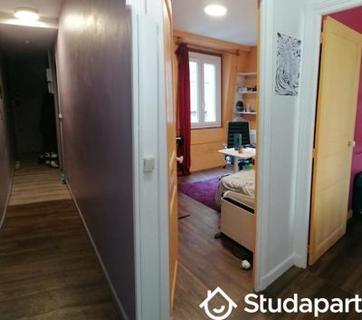 Chambre - 11 m² - 1 pièce