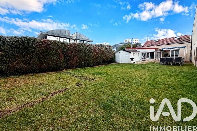 Maison - 79 m² - 5 pièces