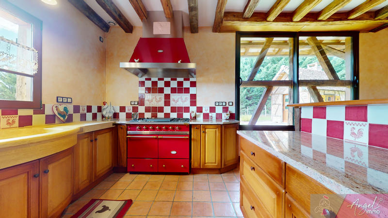 Propriété - 226 m² - 8 pièces