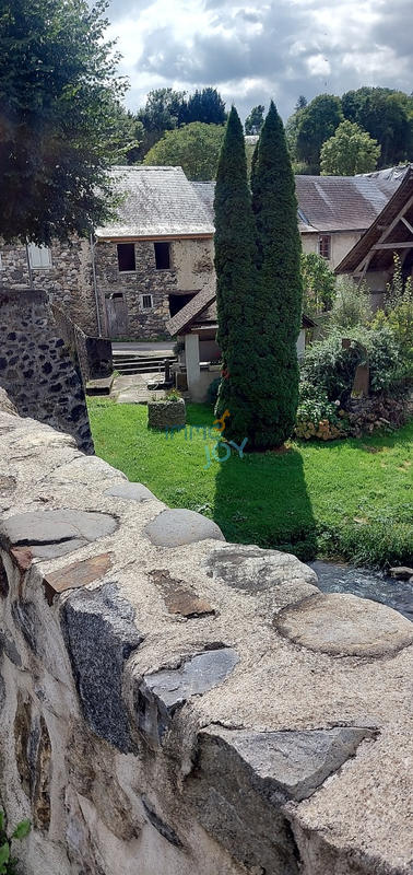 Maison de village - 90 m² - 4 pièces