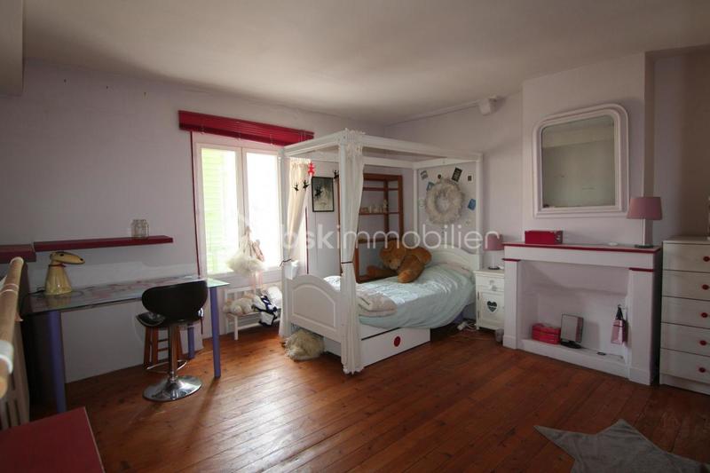 Maison ancienne - 163 m² - 7 pièces