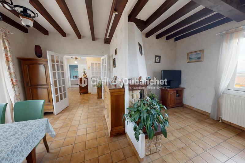 Maison - 90 m² - 4 pièces