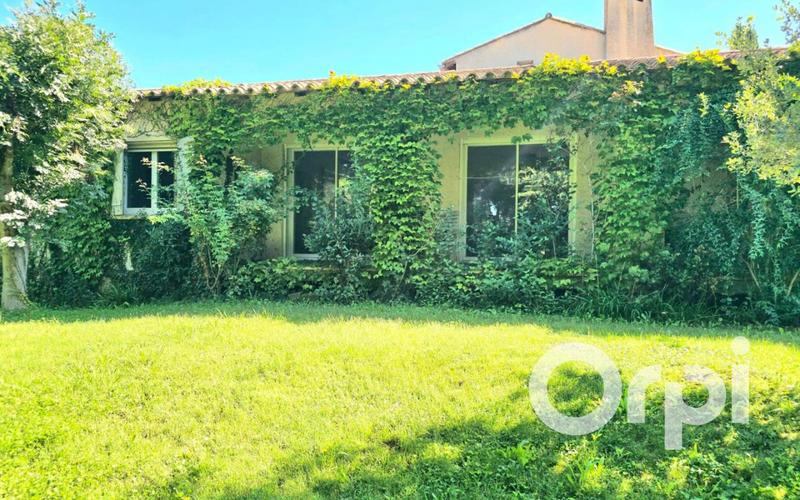 Propriété - 561 m² - 11 pièces