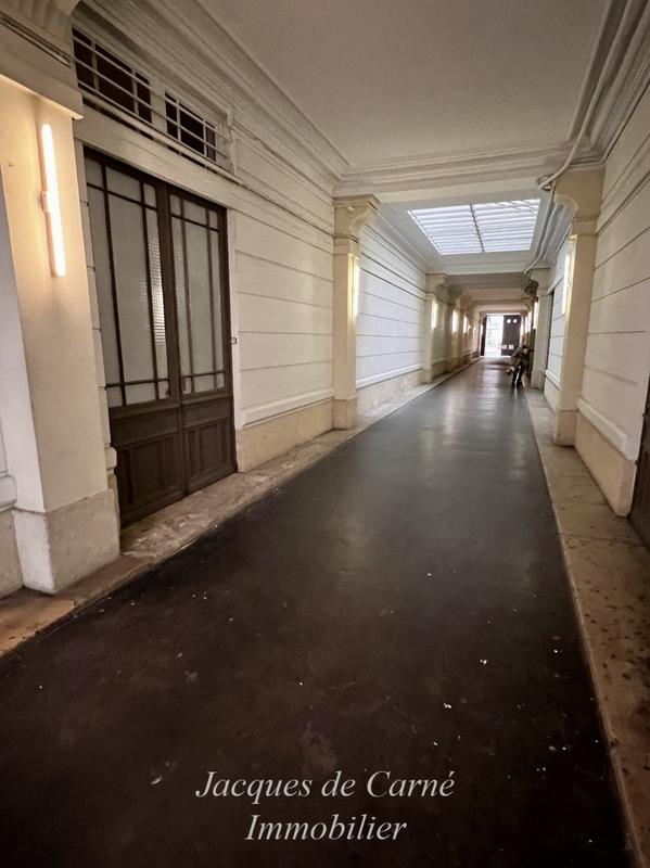 Loft - 48 m² - 2 pièces