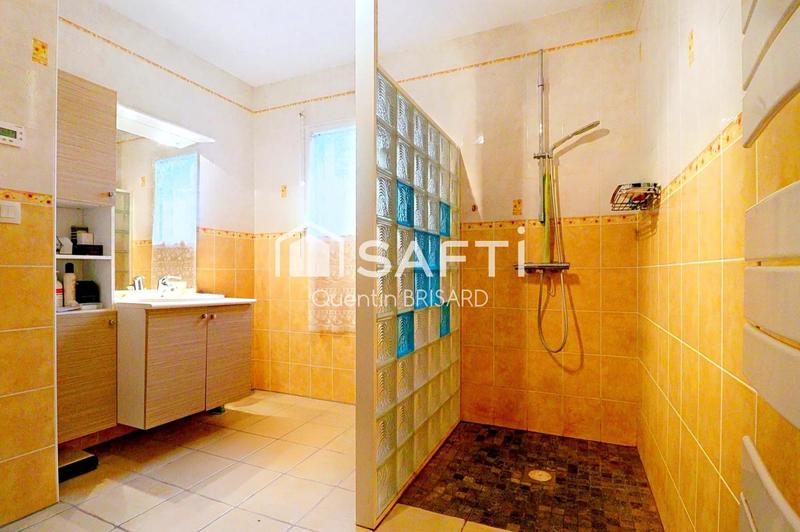 Maison - 160 m² - 8 pièces