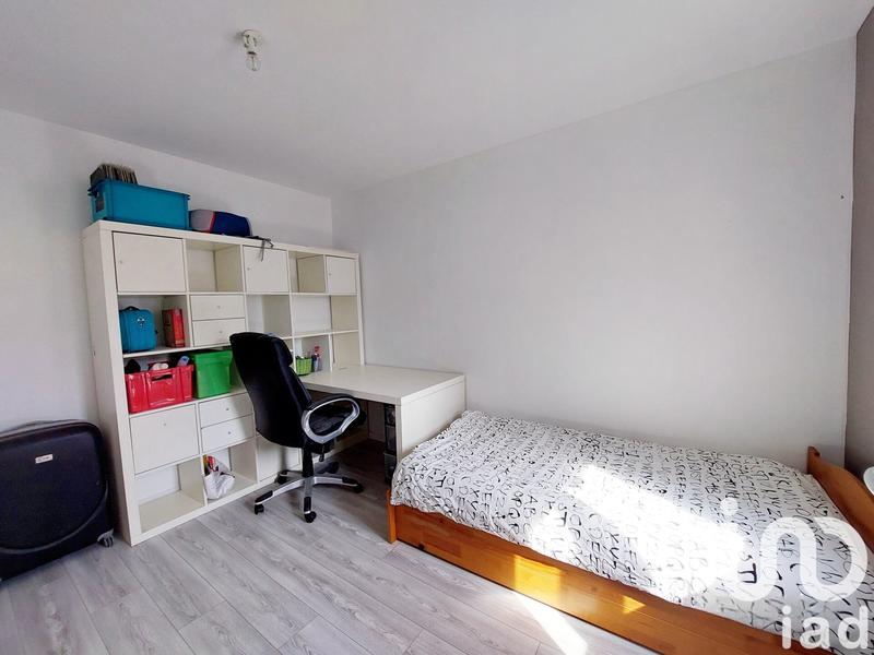 Maison - 185 m² - 10 pièces