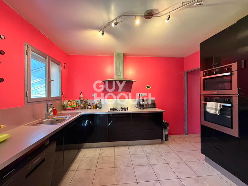 Maison - 161 m² - 5 pièces