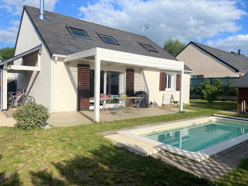 Maison - 146 m² - 6 pièces