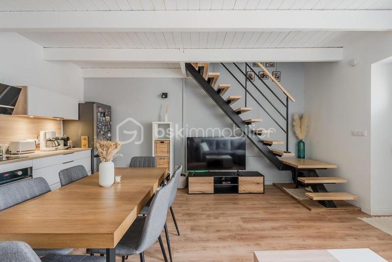 Duplex - 66 m² - 4 pièces