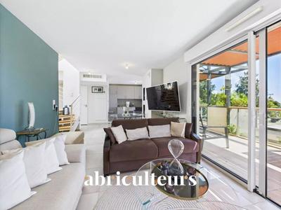 Appartement - 80 m² - 3 pièces