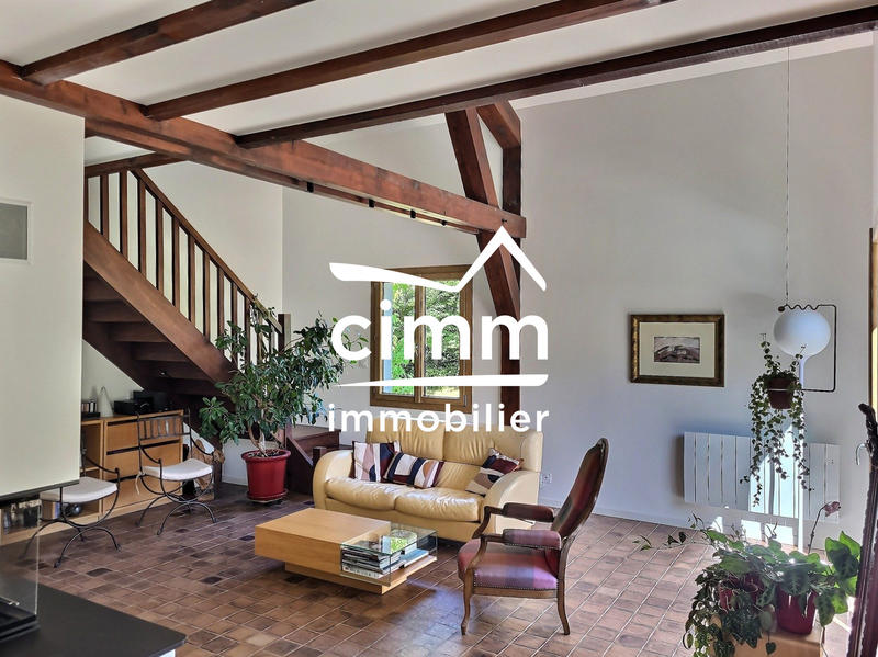 Maison - 157 m² - 6 pièces