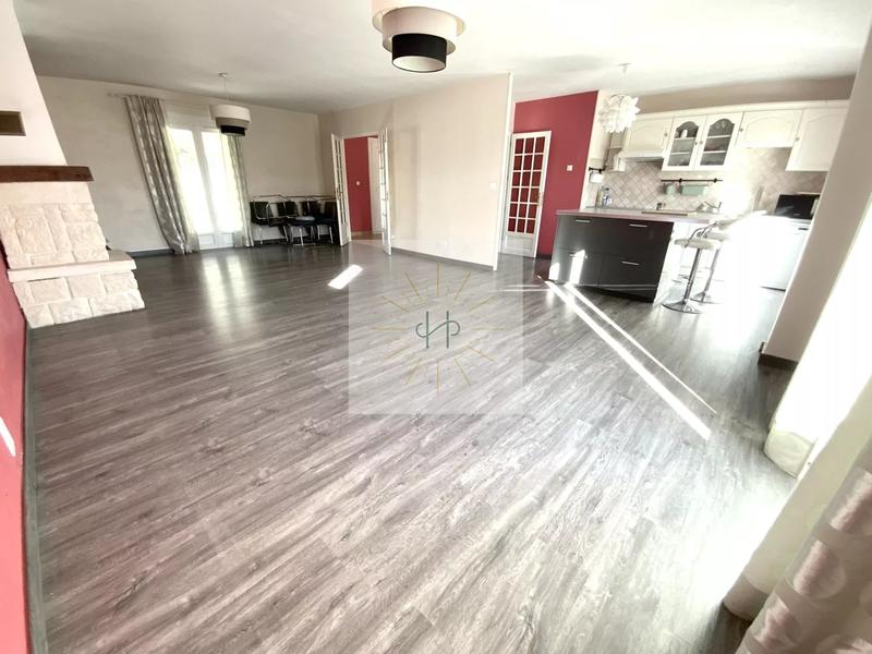 Maison - 146 m² - 7 pièces