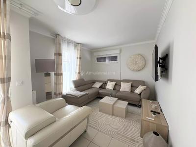 Maison - 111 m² - 5 pièces