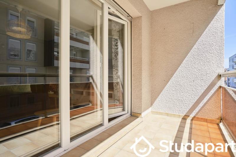 Chambre - 11 m² - 1 pièce