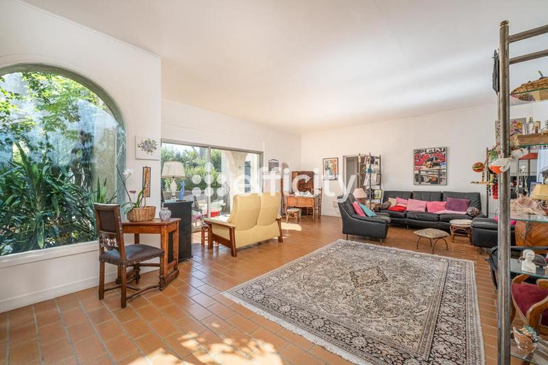 Villa - 170 m² - 6 pièces