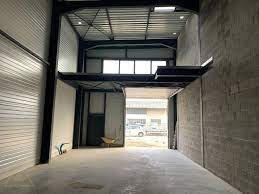 Local d'activités - 320 m²