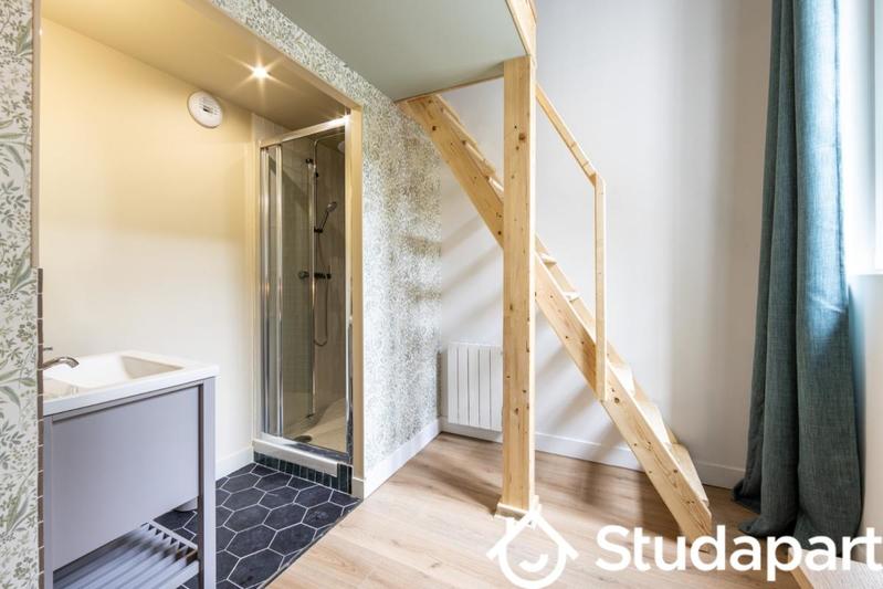 Chambre - 11 m² - 1 pièce