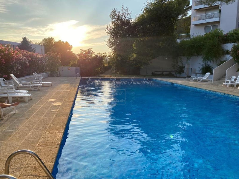 Appartement - 62 m² - 2 pièces