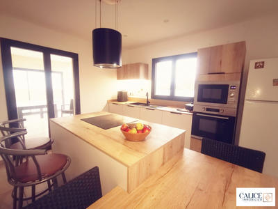 Maison - 83 m² - 4 pièces