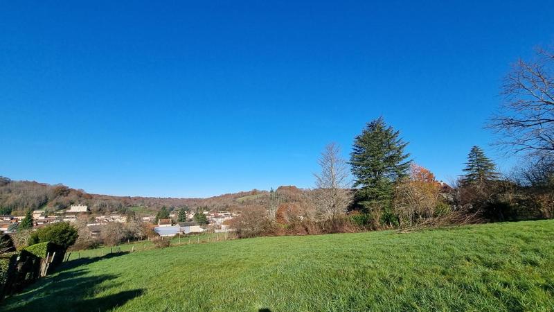 Terrain - 1 600 m²