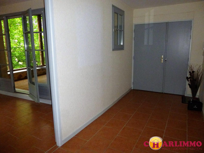 Appartement - 95 m² - 4 pièces