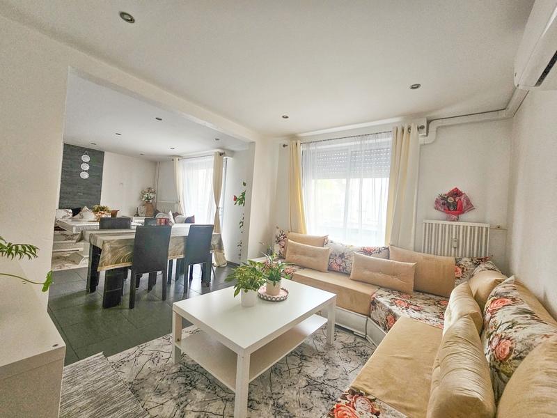 Appartement - 85 m² - 4 pièces