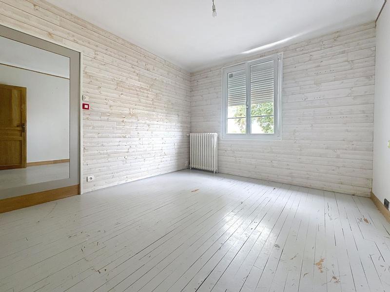 Maison - 177 m² - 9 pièces