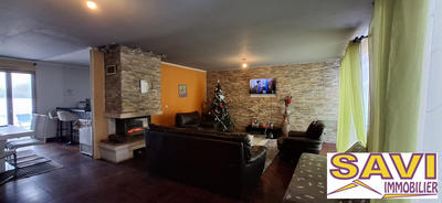 Maison - 97 m² - 5 pièces