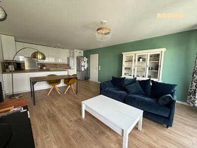 Appartement - 85 m² - 4 pièces