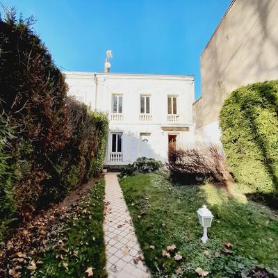 Maison ancienne - 137 m² - 5 pièces