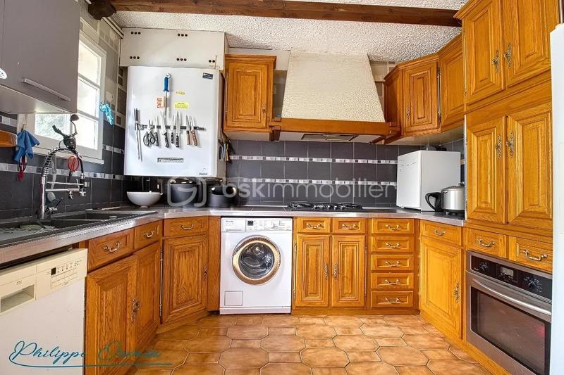 Maison - 111 m² - 6 pièces