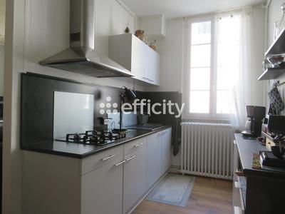 Appartement - 77 m² - 3 pièces