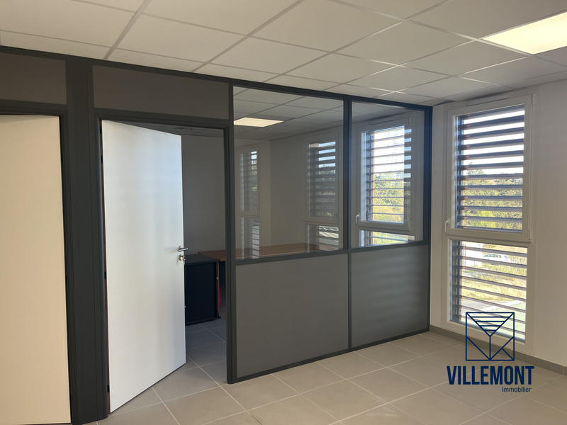 Bureau - 64 m² - 3 pièces