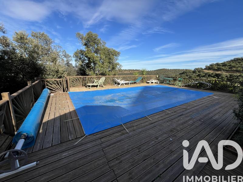 Maison - 140 m² - 5 pièces