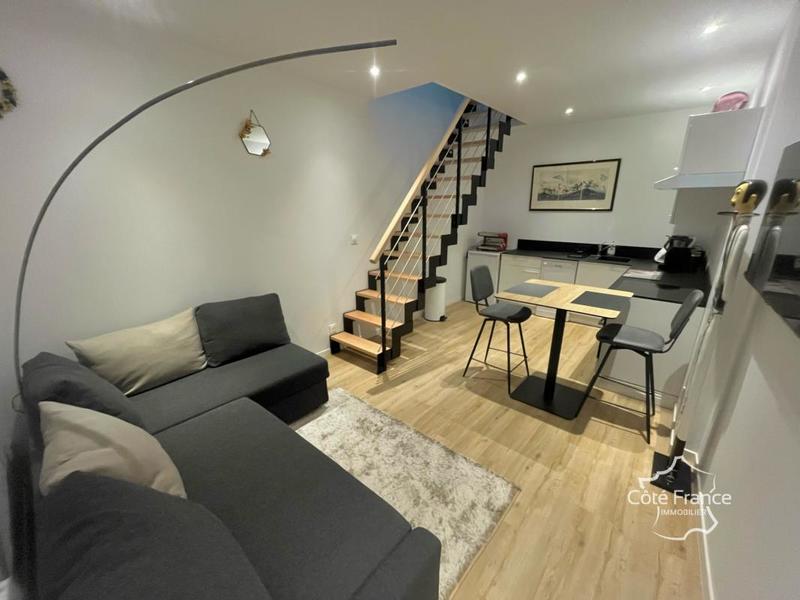 Maison - 181 m² - 5 pièces