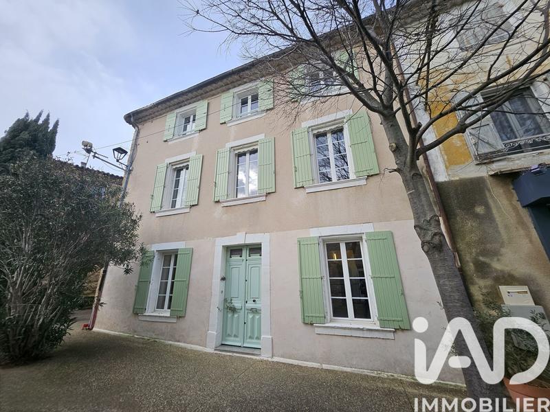 Maison - 250 m² - 8 pièces