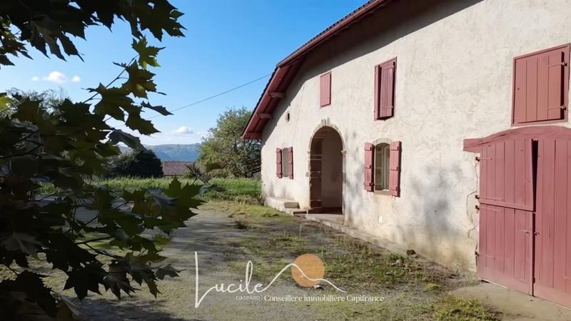 Maison - 137 m² - 5 pièces