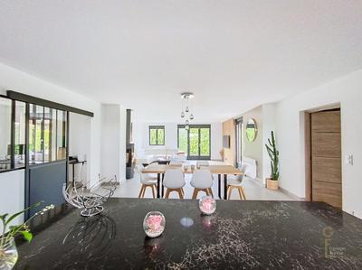 Maison - 156 m² - 5 pièces